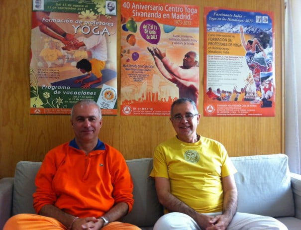 Swami Atmaramananda y Gopala