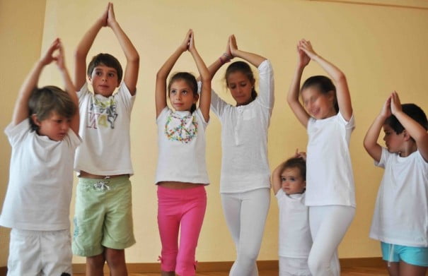 YOGA EN LA EDUCACION