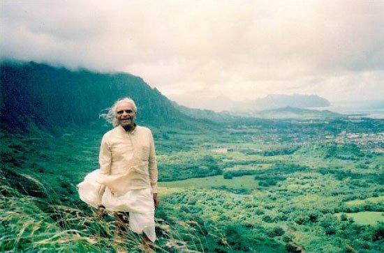 Murio El Gran Maestro De Yoga B K S Iyengar