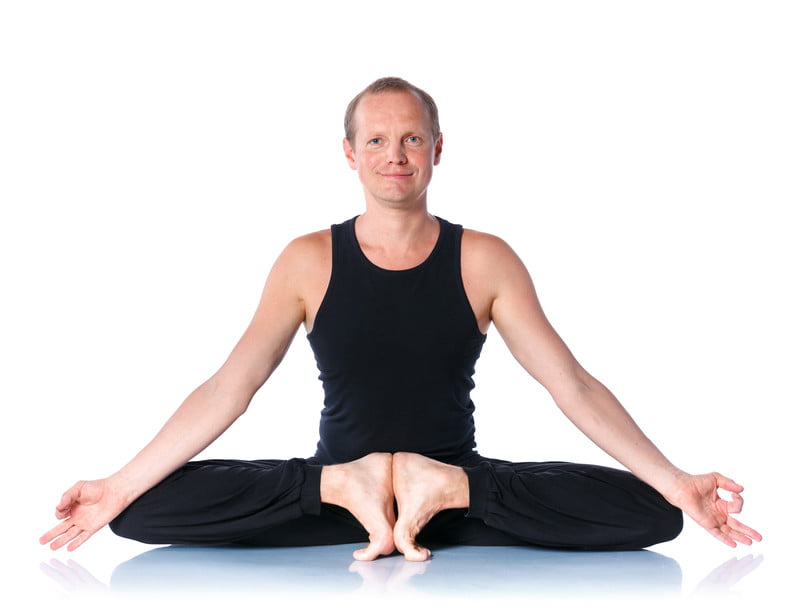 esercizi di yoga e di erezione