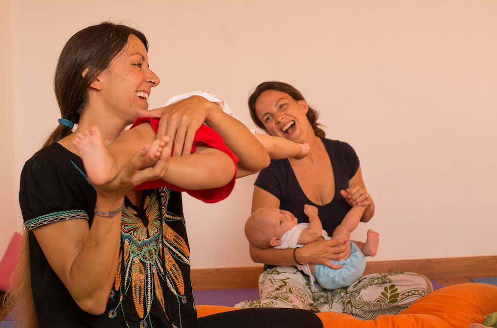 Mamas y bebes