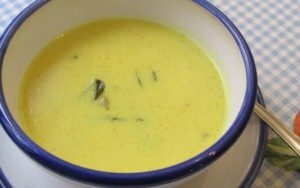 La cocina del yogui/ Sopa india Kadhi