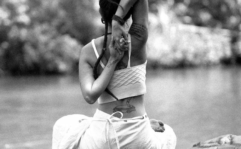 Por que molesta YogaenRed