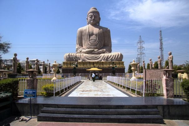 Aclara tus dudas: ¿Qué relación hay entre el yoga y el budismo 1 Buddha
