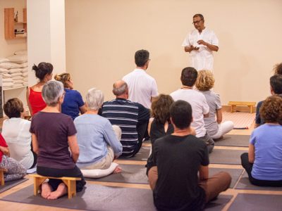curso avanzado profesores yoga patanjali barcelona lleida Dishari HQ