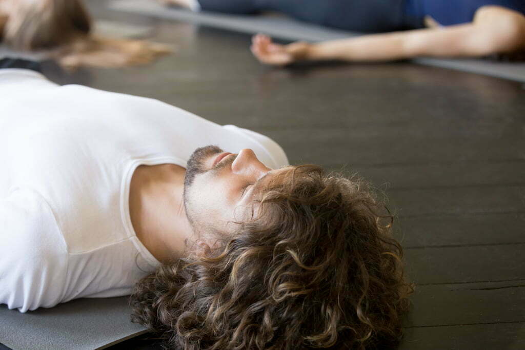 Yoga Nidra, el yoga más accesible y apaciguante para todas las personas ...