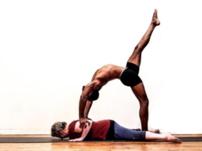 AcroYoga