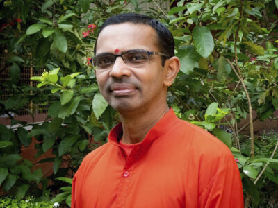 Swami Shubamritananda