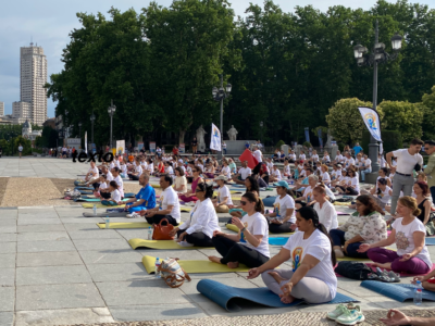 Día Internacional del Yoga