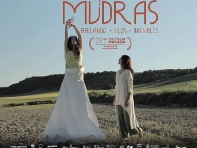 Documentales/ Estreno de 'Mudras.Tejiendo hilos invisibles' 354 Mudras